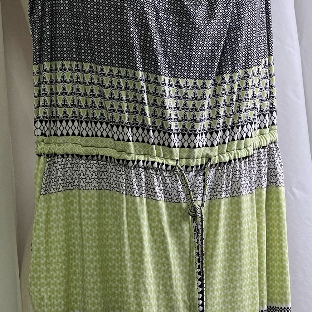 Chic Black and Green Patterned Jumpsuit